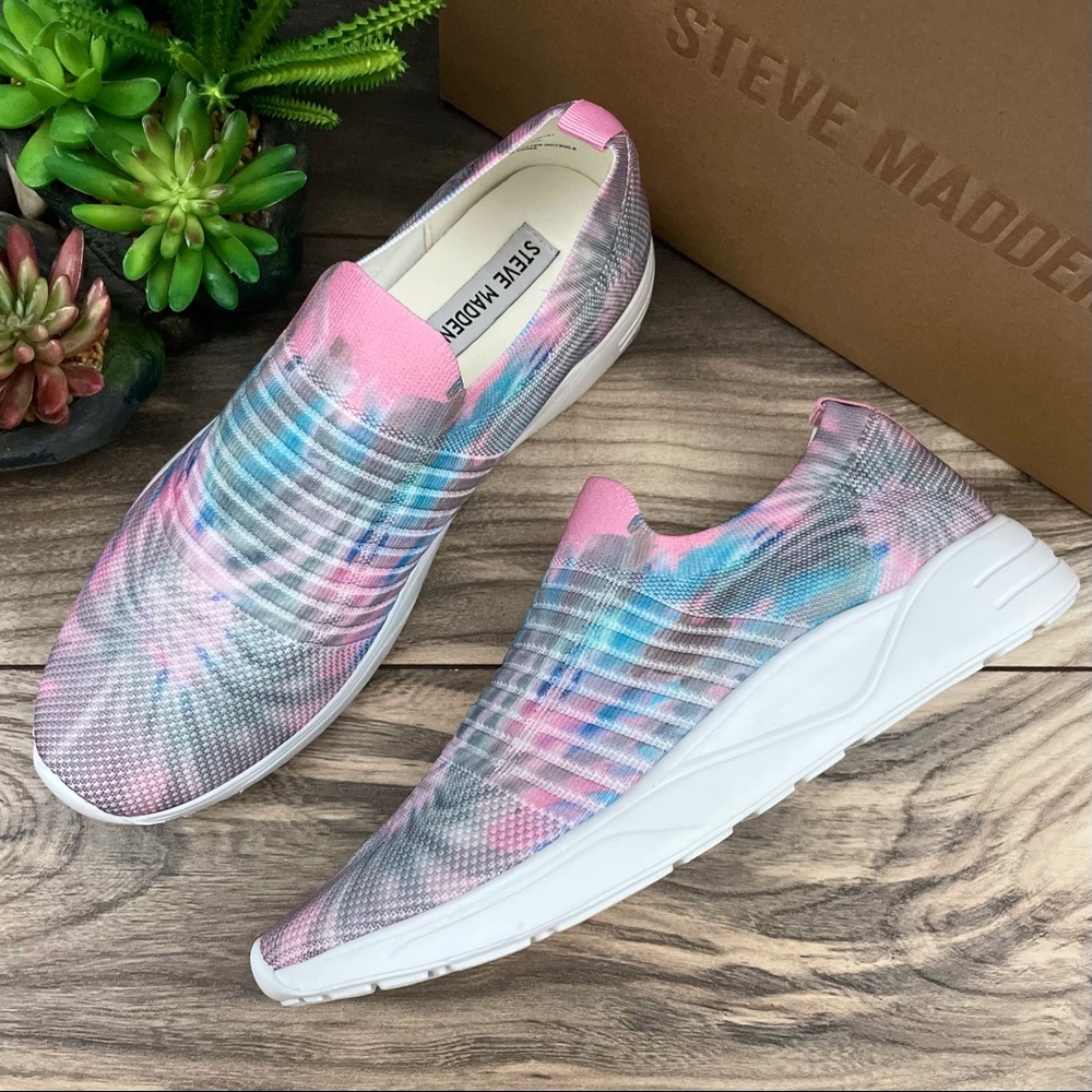 NIB Steve Madden Liller Tie Dye Slip On Sneaker